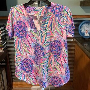 Lulu-B Shirt. Vacation Vibe's. Vibrants tropical print shirt.